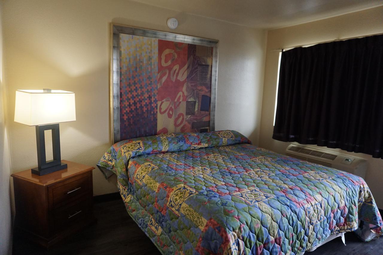 Econo Lodge San Antonio Northeast I-35 المظهر الخارجي الصورة